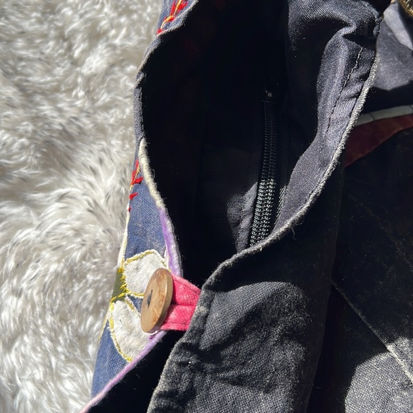 NEW with tags Handmade Bohemian Purse with cell phone pocket on shoulder strap - Picture 5 of 6